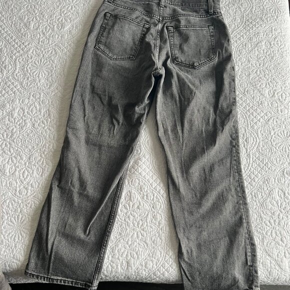 Abercrombie & Fitch Curve Love Ultra High Rise Ankle Straight Jean Grey - Picture 4 of 5